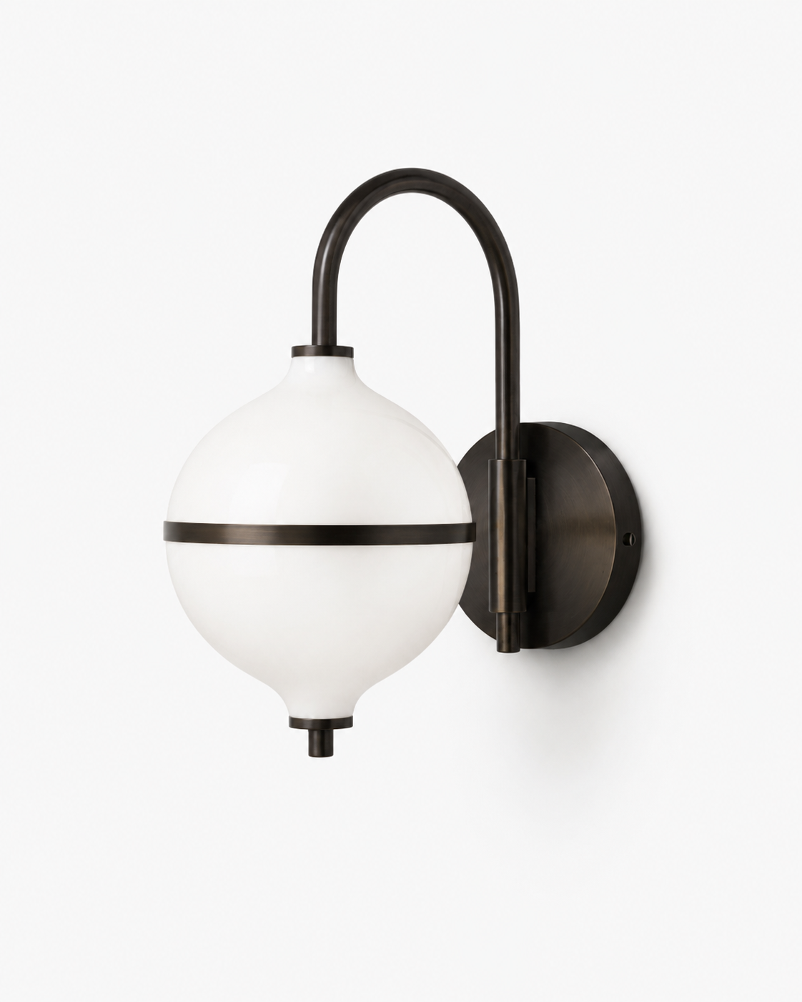 Eternal Moonlight Wall Ø15 cm i bruneret messing og mundblæst opalglas [variant:57047777935692]